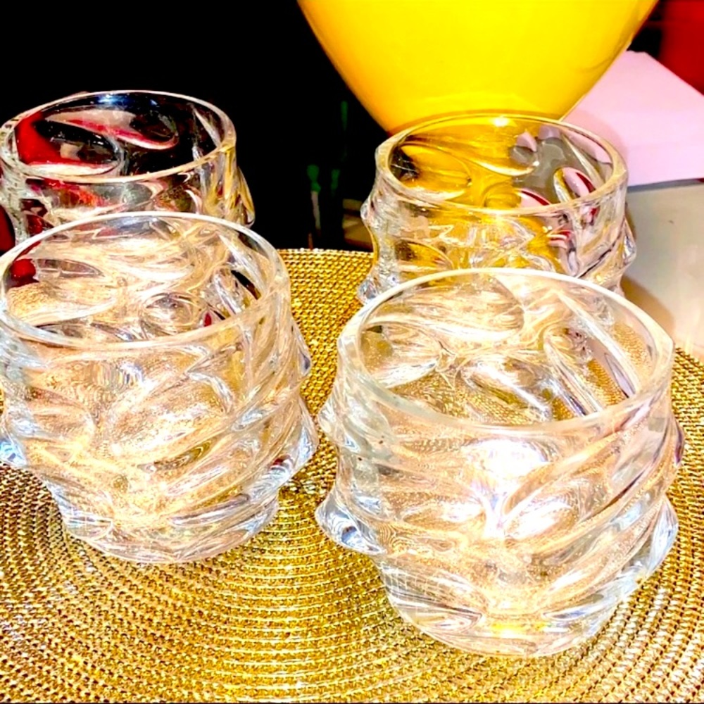 Make it a double on the ROCKS Baby! Pure Crystal Whiskey 🥃 or Bourbon